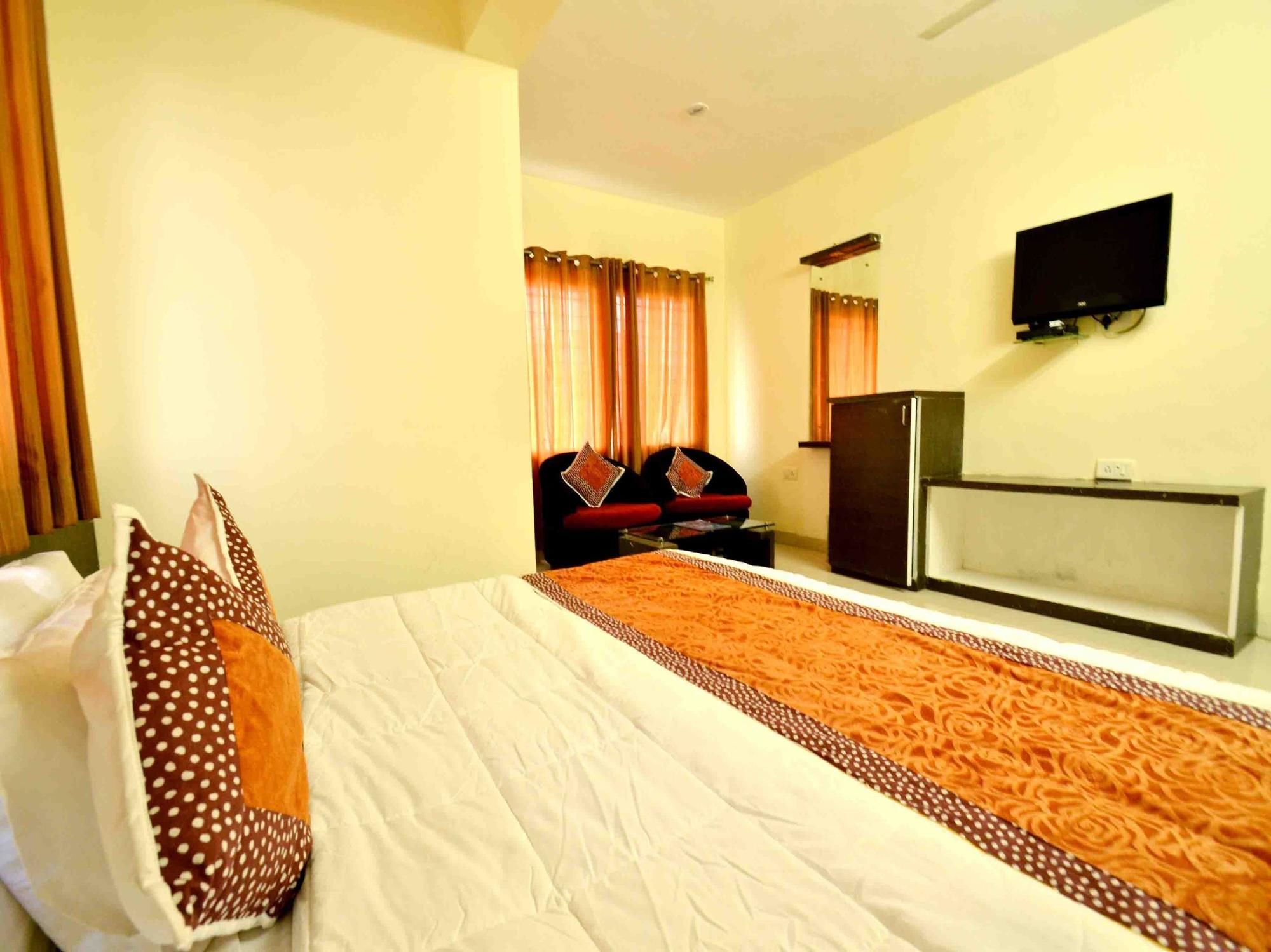 Hotel Vijay Nagar Indore Exterior photo