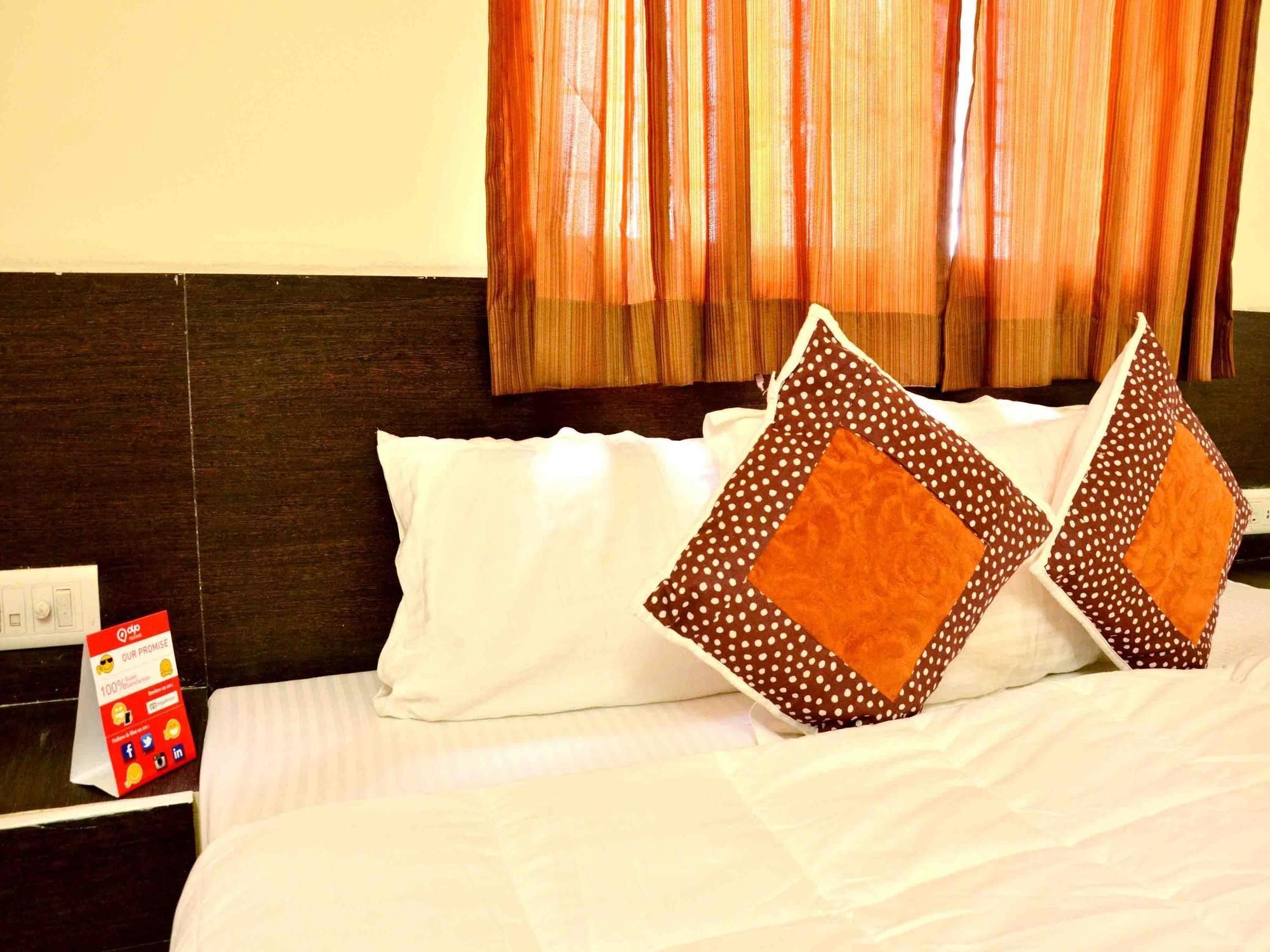 Hotel Vijay Nagar Indore Exterior photo